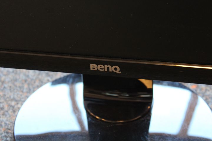 661007-3 2x Monitors - BenQ