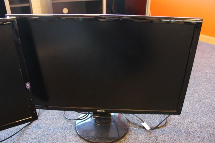 661007-5 2x Monitors - BenQ