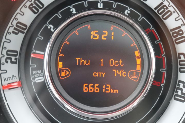 714872-17 Fiat 500 1.2 Lounge 69hp Panorama Roof -16 (YDT334)