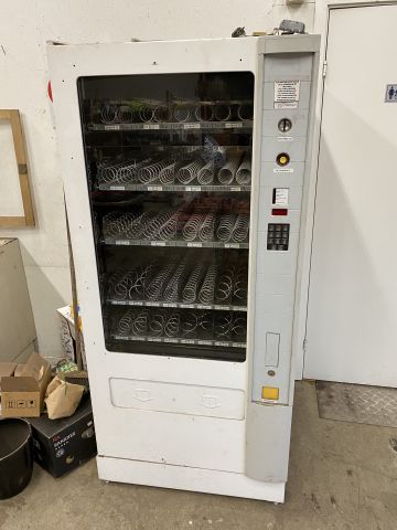 715543-1 Vending Machine - Wurlitzer