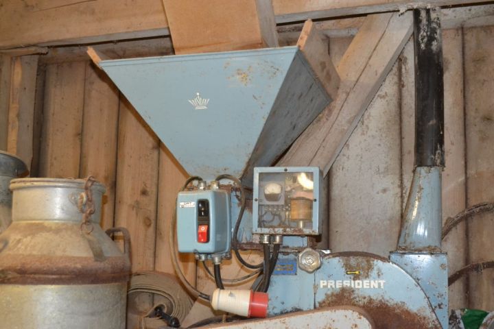 715591-3 Hammarkvarn