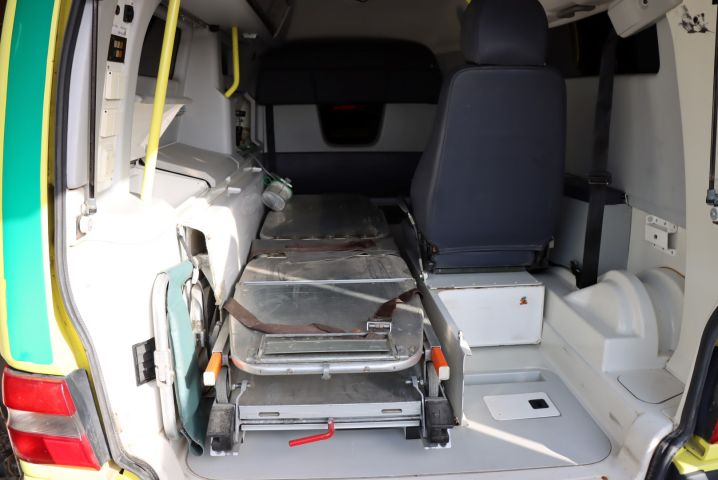 716743-3 Ambulance Volvo S80 -02 Regnr: TBP157