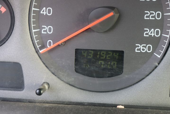 716743-6 Ambulance Volvo S80 -02 Regnr: TBP157