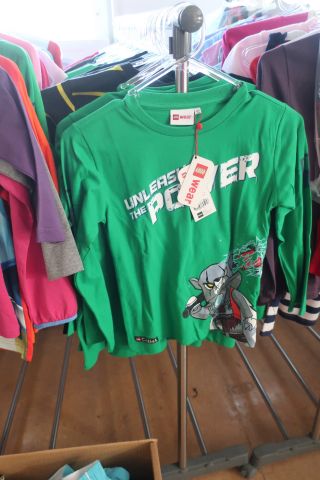 691389-18 Large assortment Children's clothing new, about 1000 garments - Lego Wear, Star Wars, Small & I etc