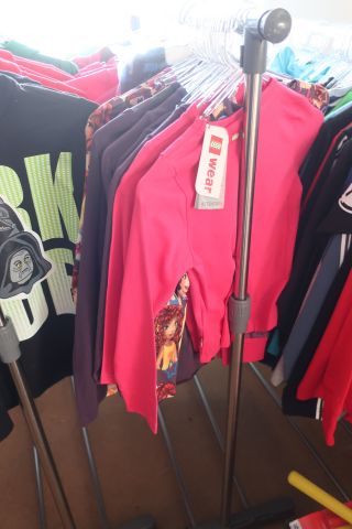 691389-24 Large assortment Children's clothing new, about 1000 garments - Lego Wear, Star Wars, Small & I etc