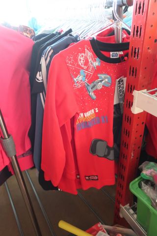 691389-26 Large assortment Children's clothing new, about 1000 garments - Lego Wear, Star Wars, Small & I etc