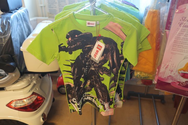 691389-34 Large assortment Children's clothing new, about 1000 garments - Lego Wear, Star Wars, Small & I etc