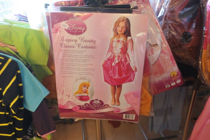 691389-38 Large assortment Children's clothing new, about 1000 garments - Lego Wear, Star Wars, Small & I etc