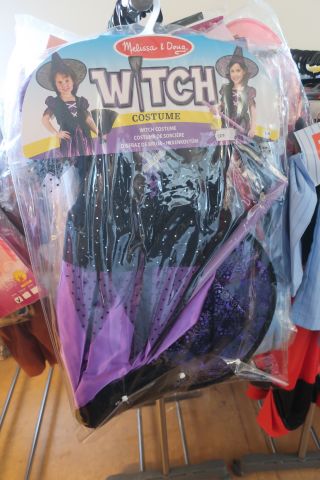 691389-44 Large assortment Children's clothing new, about 1000 garments - Lego Wear, Star Wars, Small & I etc