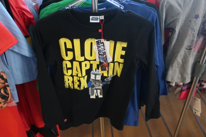 691389-51 Large assortment Children's clothing new, about 1000 garments - Lego Wear, Star Wars, Small & I etc