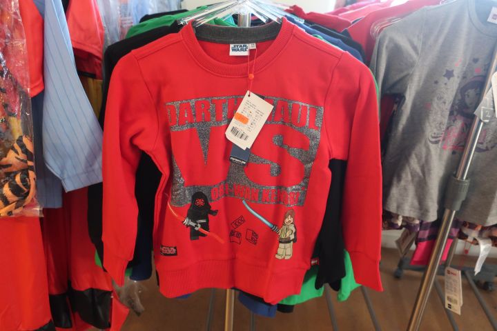 691389-55 Large assortment Children's clothing new, about 1000 garments - Lego Wear, Star Wars, Small & I etc