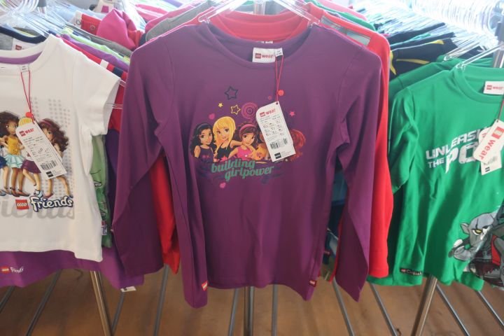 691389-69 Large assortment Children's clothing new, about 1000 garments - Lego Wear, Star Wars, Small & I etc