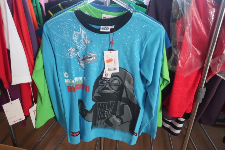 691389-76 Large assortment Children's clothing new, about 1000 garments - Lego Wear, Star Wars, Small & I etc
