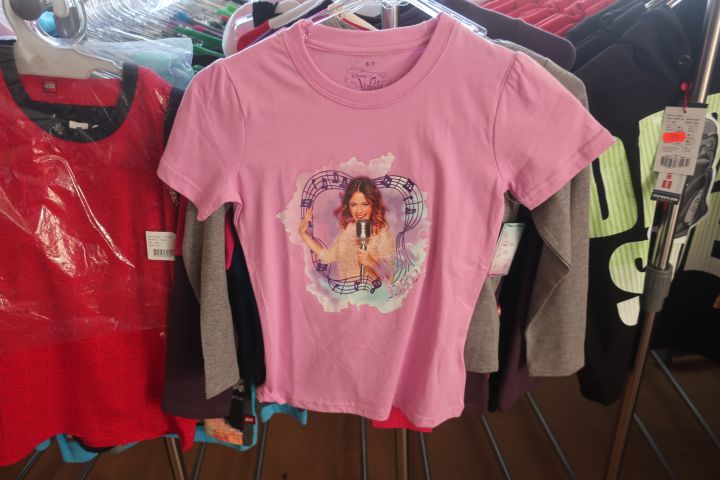 691389-81 Large assortment Children's clothing new, about 1000 garments - Lego Wear, Star Wars, Small & I etc