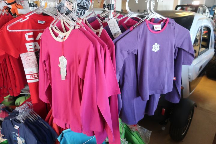 691389-101 Large assortment Children's clothing new, about 1000 garments - Lego Wear, Star Wars, Small & I etc