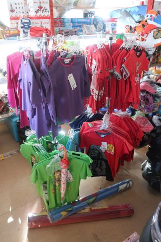 691389-129 Large assortment Children's clothing new, about 1000 garments - Lego Wear, Star Wars, Small & I etc
