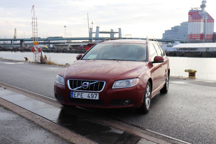 714874-1 Volvo V70 D2 1,6D DRIVe Momentum -12  D-Värm Drag