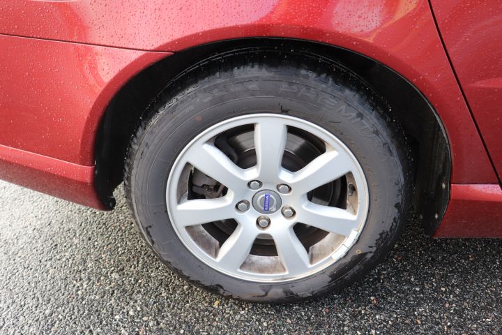 714874-20 Volvo V70 D2 1,6D DRIVe Momentum -12  D-Värm Drag