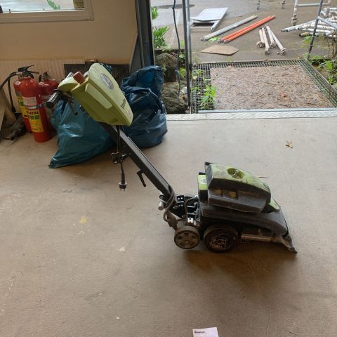 701583-1 Matt stripper floor scraper Wolff Turbo