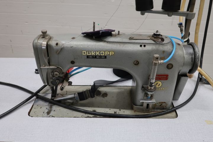 718005-4 Industrial sewing machine Dürkopp 591