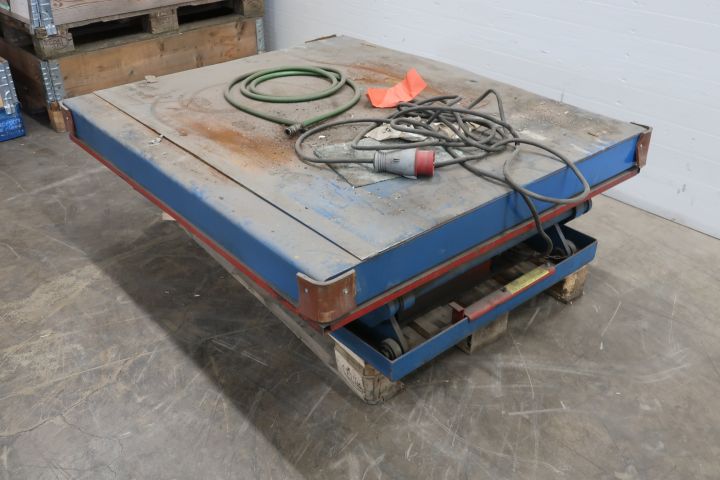 718007-2 Lifting table Translyft TLD 1000 kg