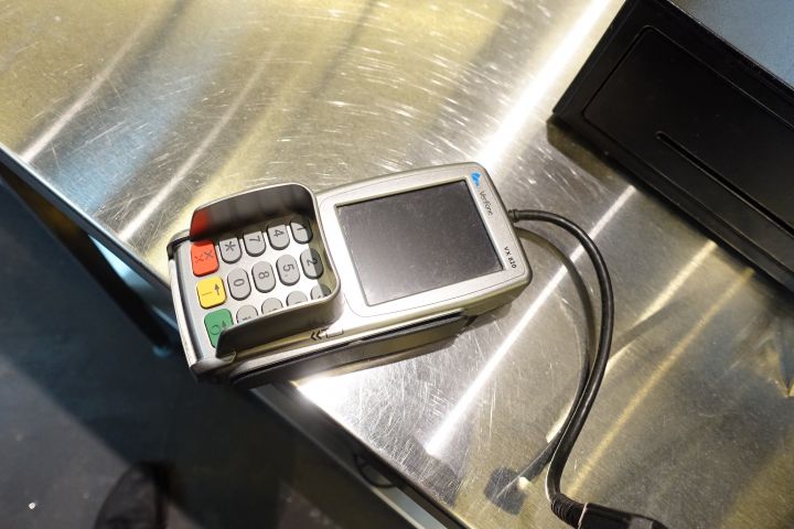 720466-5 Checkout system Colormetrics