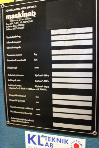 646023-21 Pressline Mossini 800 ton -95