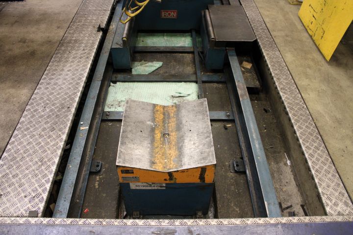 646023-27 Pressline Mossini 800 ton -95