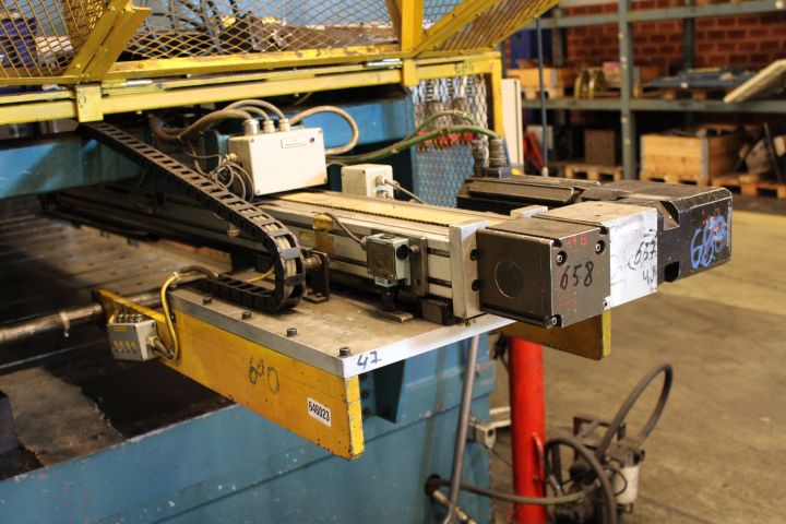 646023-36 Pressline Mossini 800 ton -95