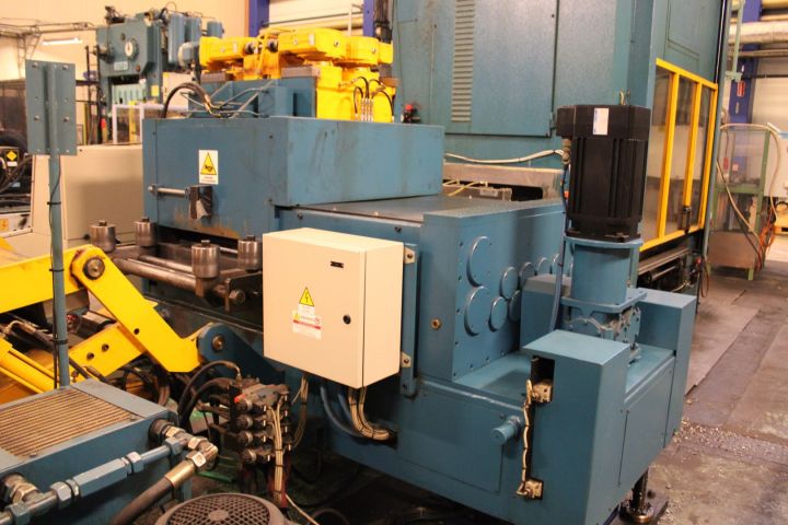 646099-26 Pressline Mossini 400 ton -98