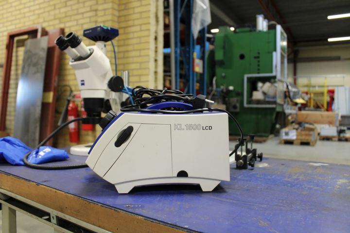 715608-3 Microscope Zeiss Stemi 2000-c & KL1500 LCD