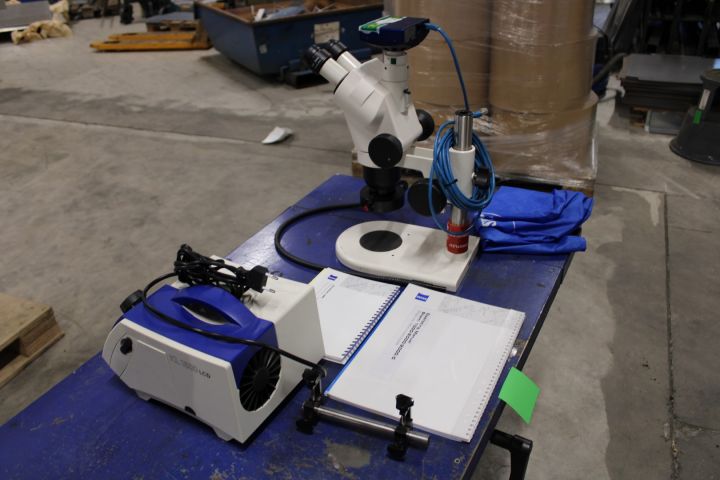 715608-9 Microscope Zeiss Stemi 2000-c & KL1500 LCD
