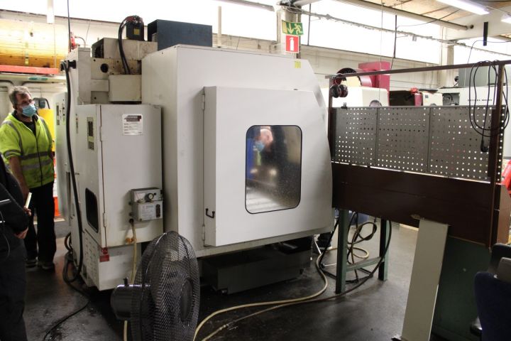 715752-4 CNC milling machine Johnford UMC-1050 -00