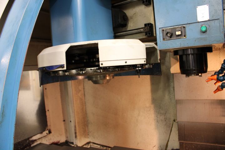 715752-13 CNC milling machine Johnford UMC-1050 -00