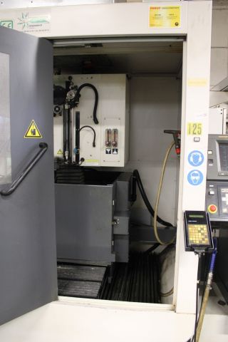 715753-6 Wire EDM machine 5-axis Fanuc Robocut A-1C -98