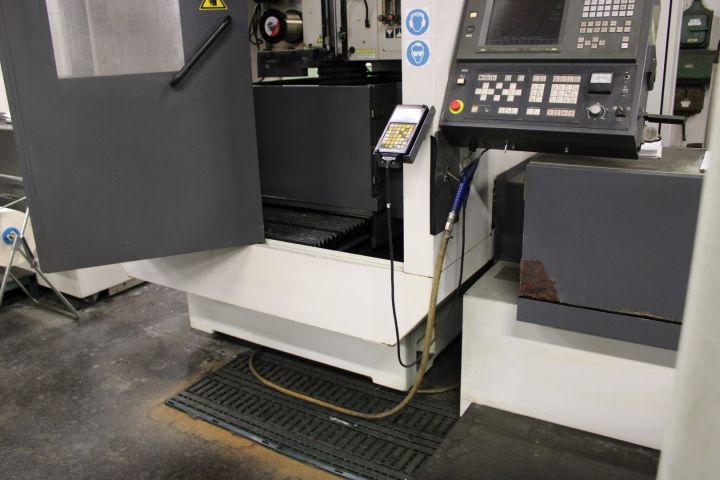 715753-8 Wire EDM machine 5-axis Fanuc Robocut A-1C -98