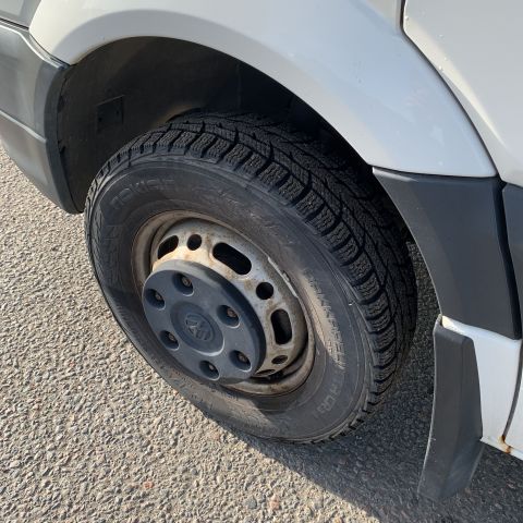 701622-13 Volkswagen Crafter Chassis 2.5 TDI (total weight 5000kg) -2009 (136hp, 257618km)