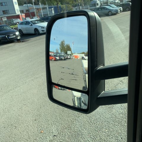 701622-38 Volkswagen Crafter Chassis 2.5 TDI (total weight 5000kg) -2009 (136hp, 257618km)