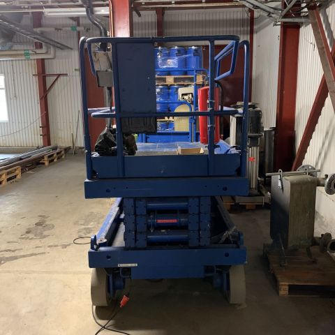 720735-4 Scissor lift Upright Lipac x26 scissor lift 1821.7 hours