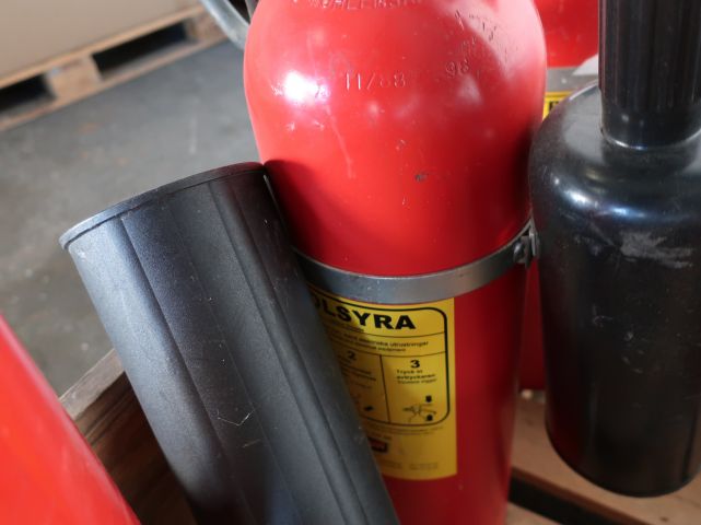 447782-3 8 fire extinguishers.