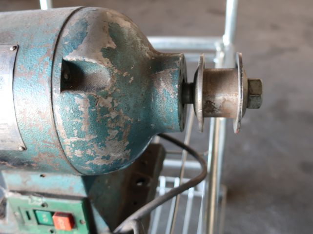 447787-3 Sharp bench grinder