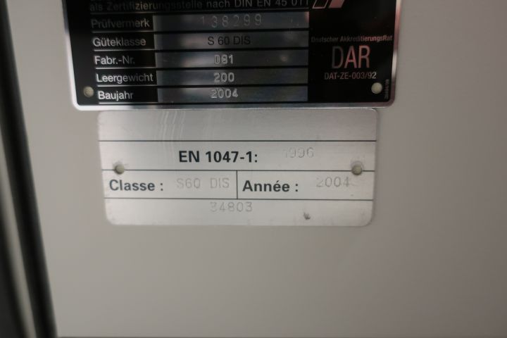 691563-6 Safe Hadak Rome