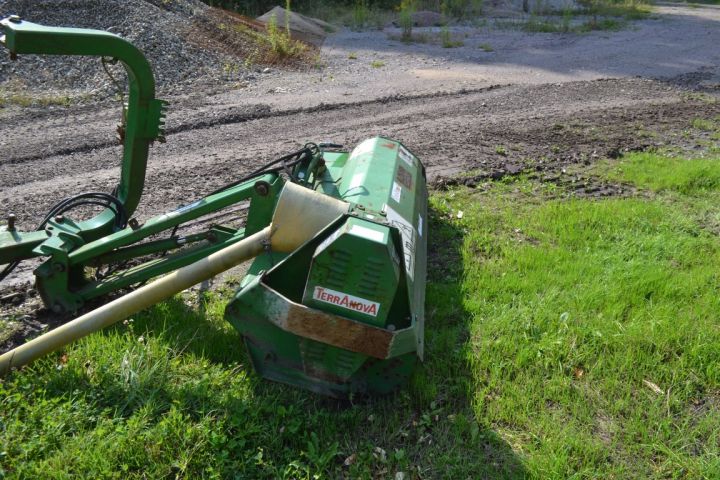 715595-3 Slaghack Terranova