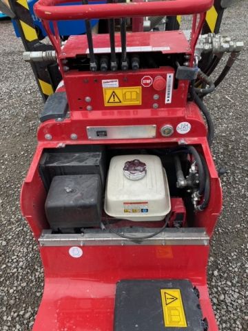 722217-4 Caterpillar vacuum plate lift TS1100, only 10 working hours!