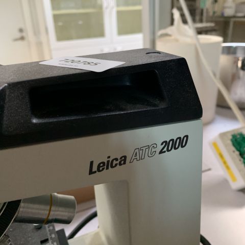 720785-4 Leica atc 2000 microscope