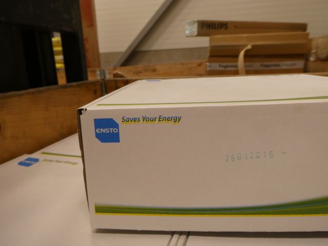 716670-3 10 luminaires Ensto AVR254.29