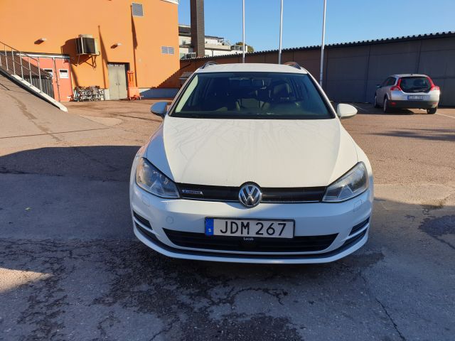 721628-2 Golf Variant 1.4 TGI BlueMotion Gasoline / Methane (JDM267)