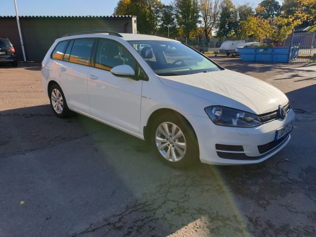 721628-4 Golf Variant 1.4 TGI BlueMotion Gasoline / Methane (JDM267)