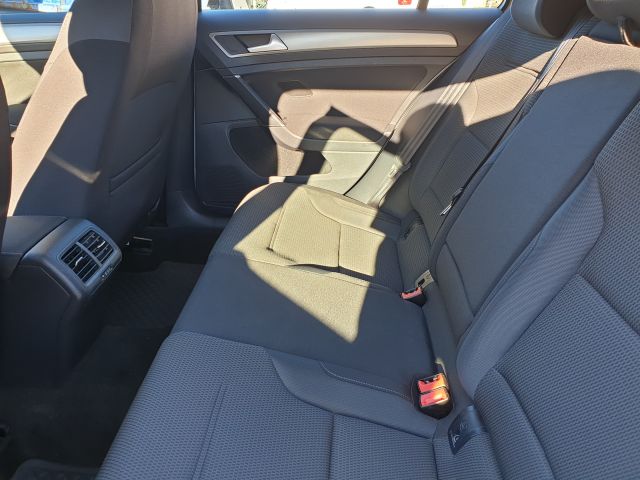 721628-29 Golf Variant 1.4 TGI BlueMotion Gasoline / Methane (JDM267)