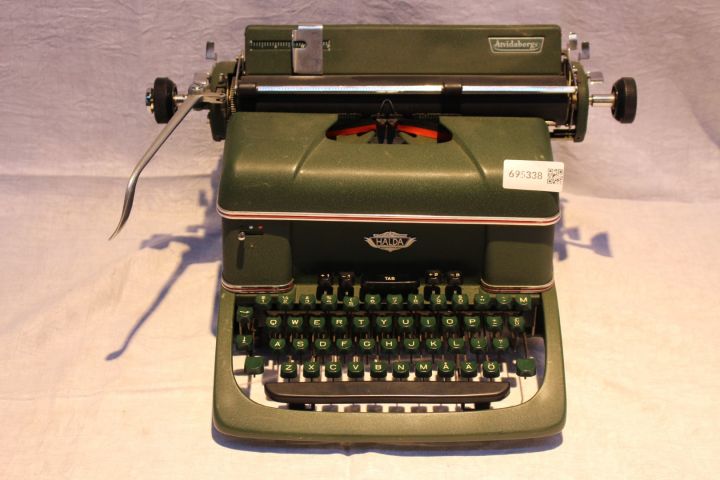 722823-3 Mechanical typewriters 3 pcs Halda / Facit